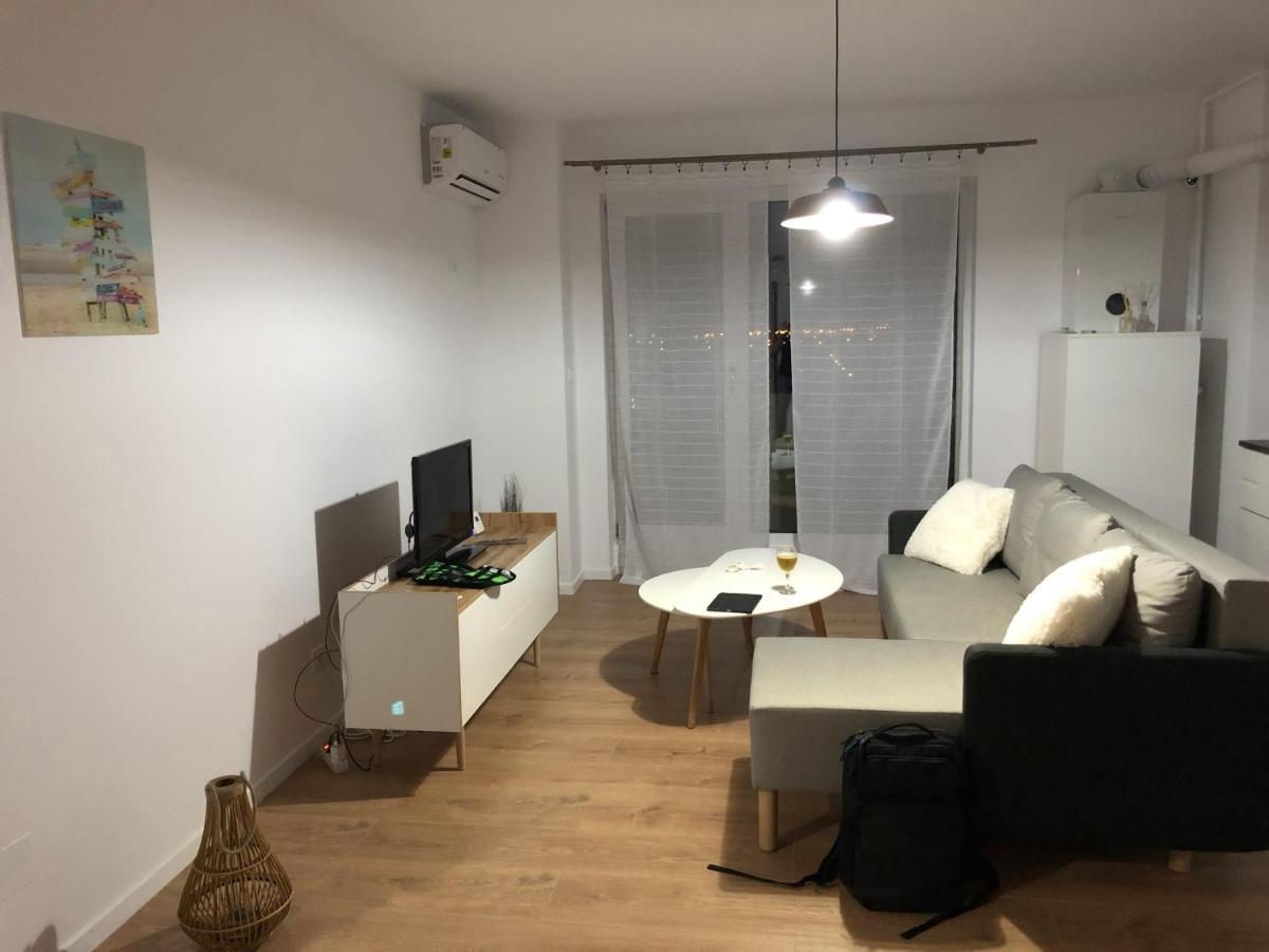 טימישוארה Chronos Apartment - Modern And Stylish מראה חיצוני תמונה